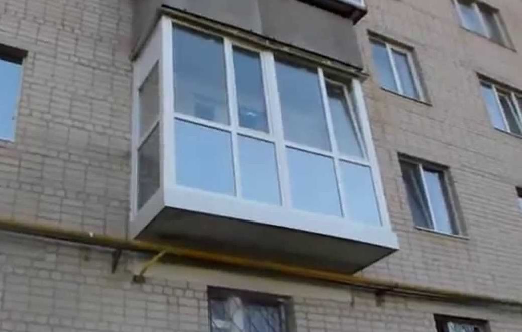 Витражное остекление балконов