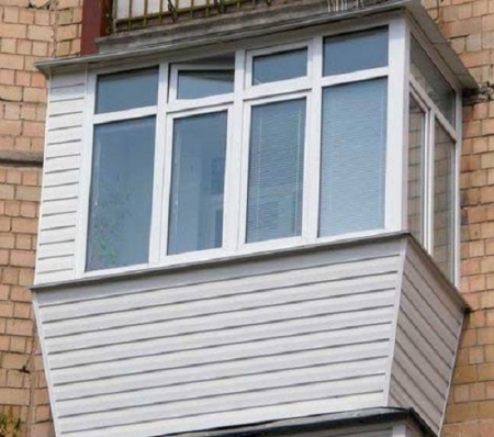 Внешняя отделка балкона в Екатеринбурге