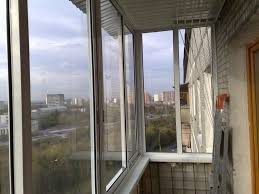 Остекление алюминиевым профилем балкона